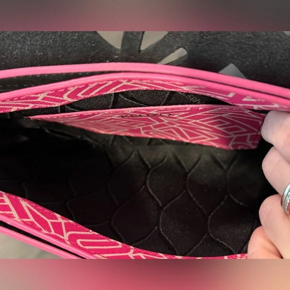 KENZO Hot Pink Laser Cut Leather Flying Crossbody Bag in Pristine Condition - Picture 16 of 17